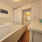 Jantar Z Ogrodkiem Appartement *